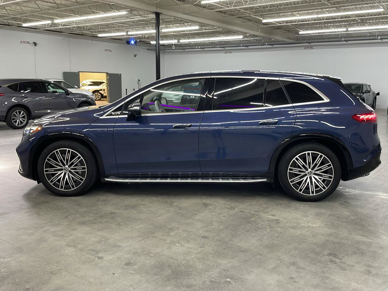 Used 2023 Mercedes-Benz EQS 450+ 4MATIC SUV w/ AMG Line Exterior Package image 11