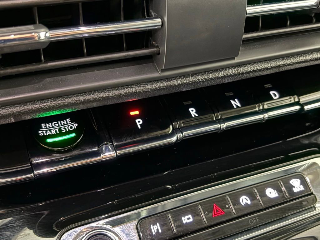 Used 2024 Lincoln Corsair Reserve w/ Equipment Group 201A image 29