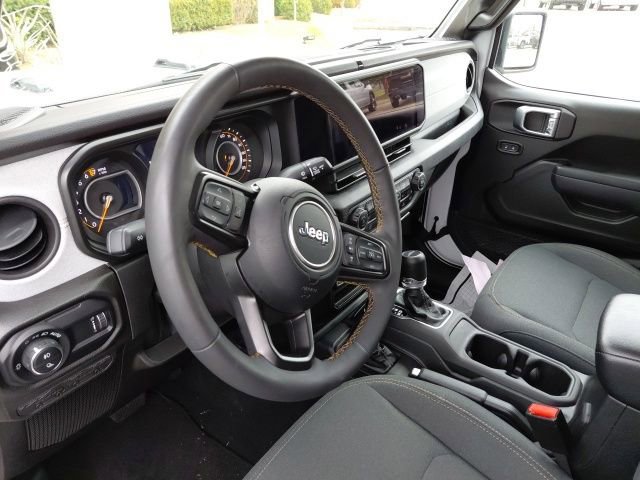 Used 2024 Jeep Gladiator Sport image 6