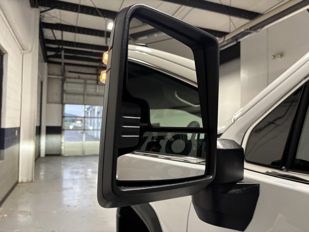New 2025 GMC Sierra 2500 SLE w/ Preferred Package image 9
