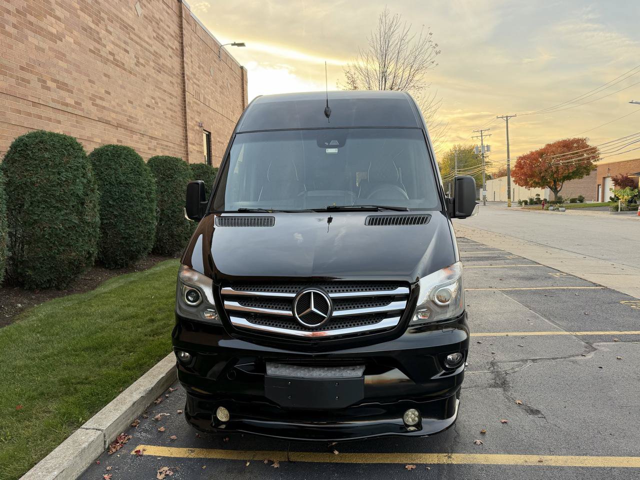 Used 2016 Mercedes-Benz Sprinter 3500 image 4
