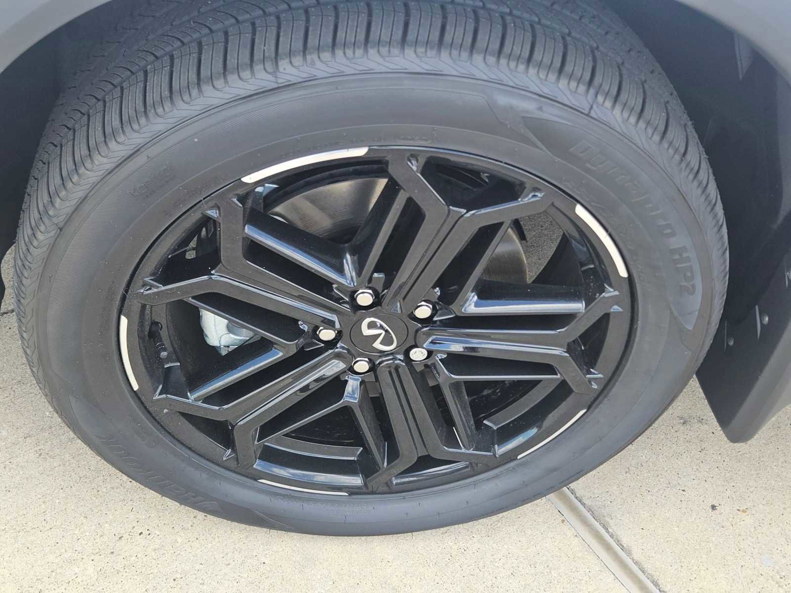 New 2026 INFINITI QX60 Luxe w/ Dark Cargo Package image 9