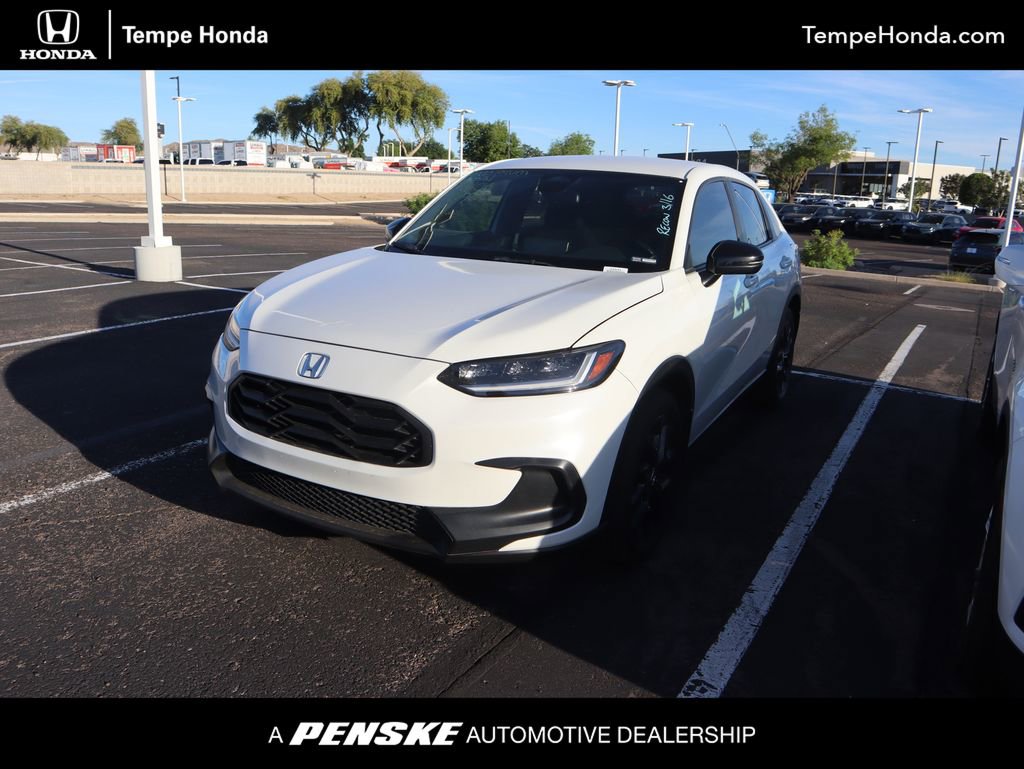 Used 2023 Honda HR-V Sport image 1