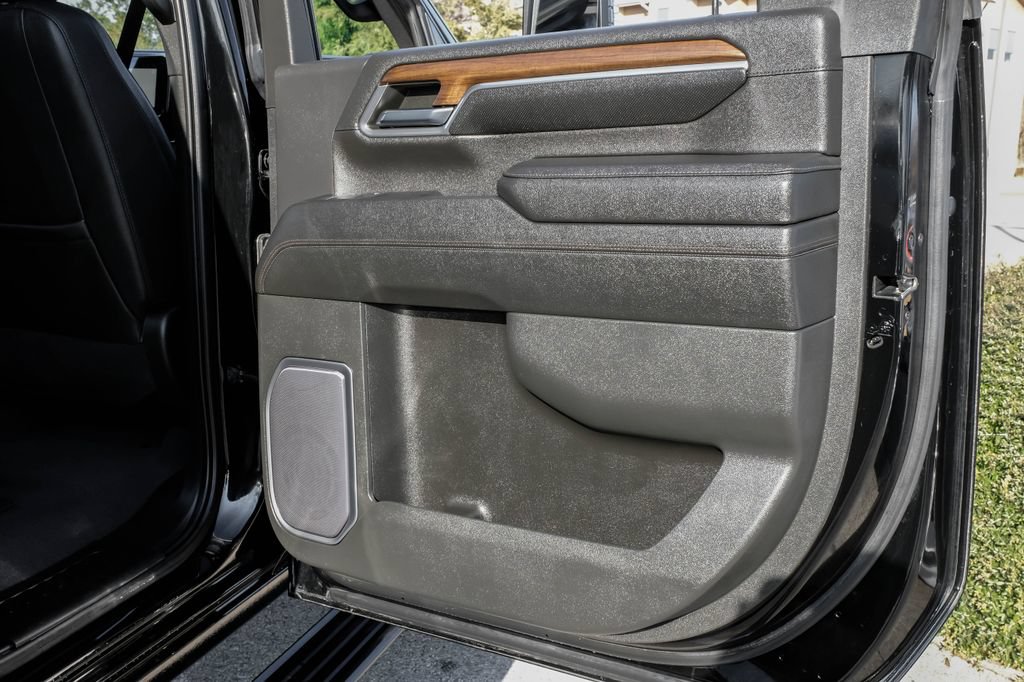 Used 2024 Chevrolet Silverado 3500 High Country w/ High Country Premium Package AWD/4WD image 43