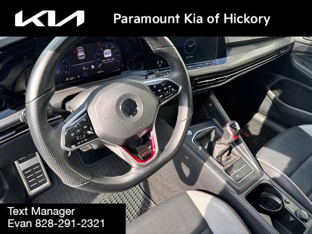 Used 2022 Volkswagen GTI SE FWD image 22