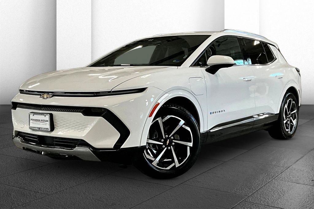 Used 2025 Chevrolet Equinox EV LT image 12