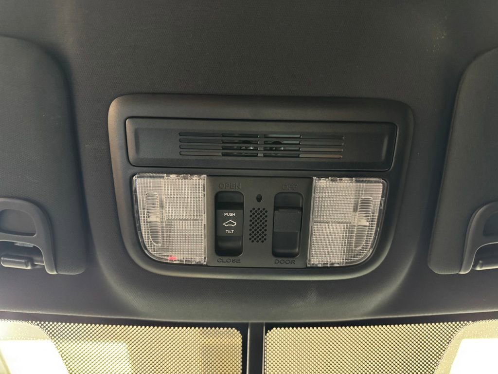 Used 2018 Honda Civic EX-L image 35