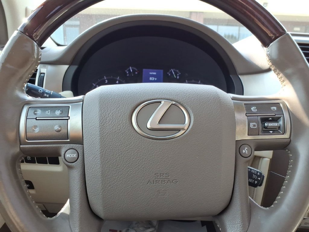 Used 2019 Lexus GX 460 Premium w/ Premium Package AWD/4WD image 23