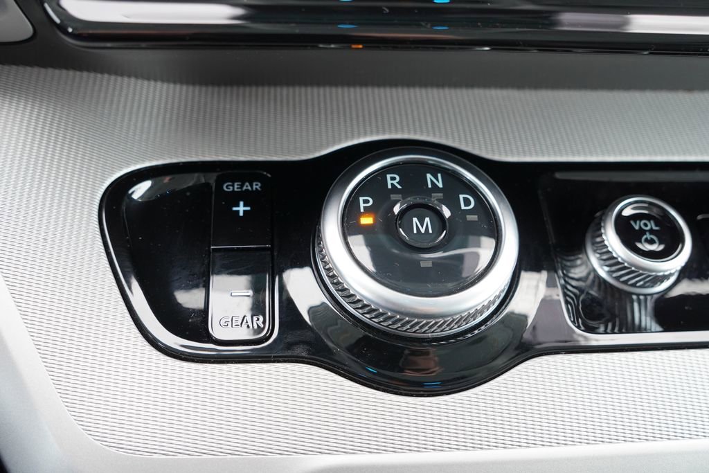 Certified 2025 Ford Expedition Active image 32