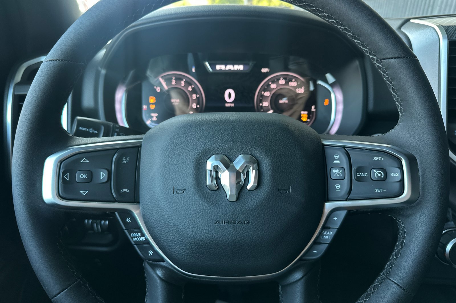 New 2026 RAM 1500 4x4 Crew Cab image 22