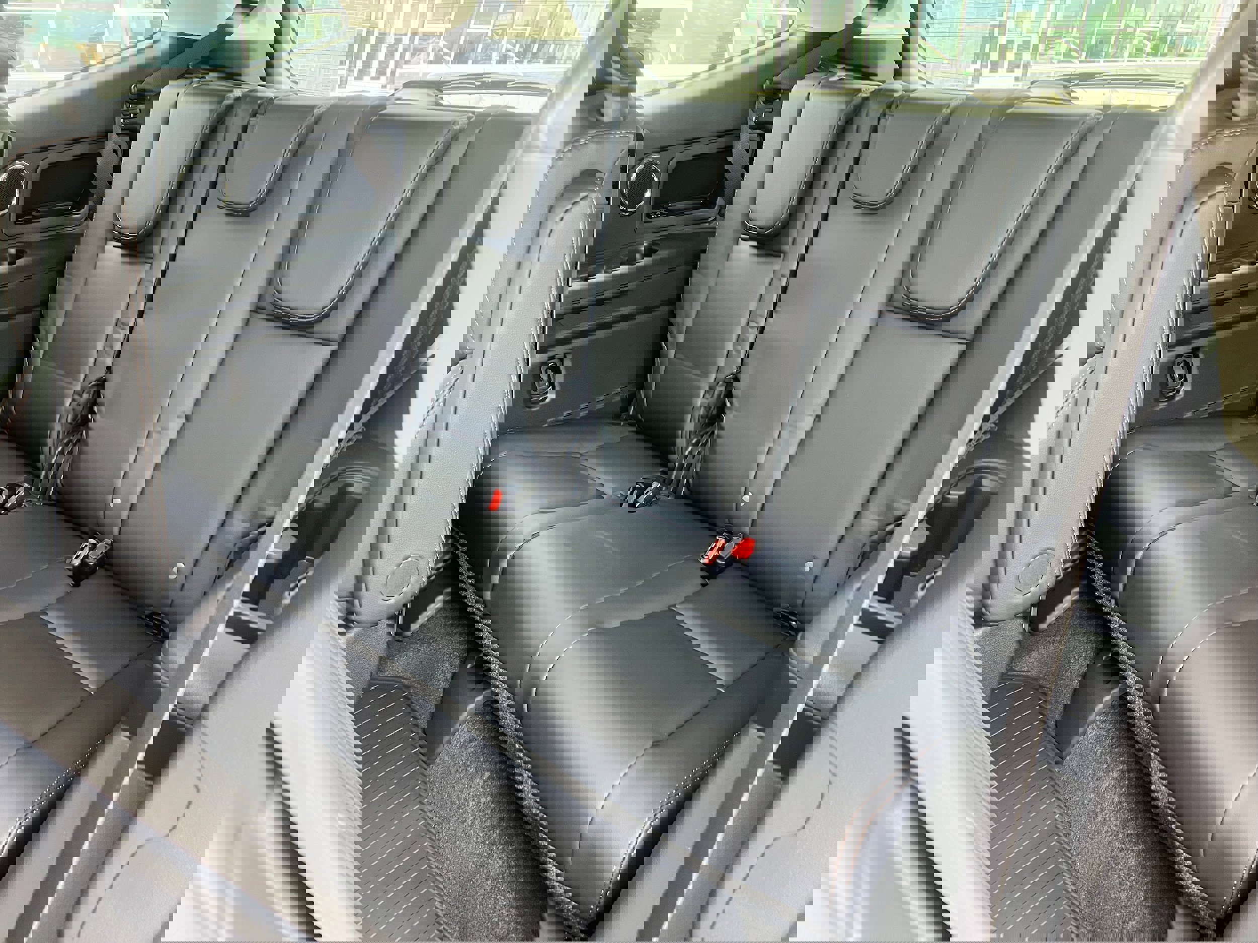 New 2025 Subaru Ascent Bronze Edition w/ Popular Package #2 image 9