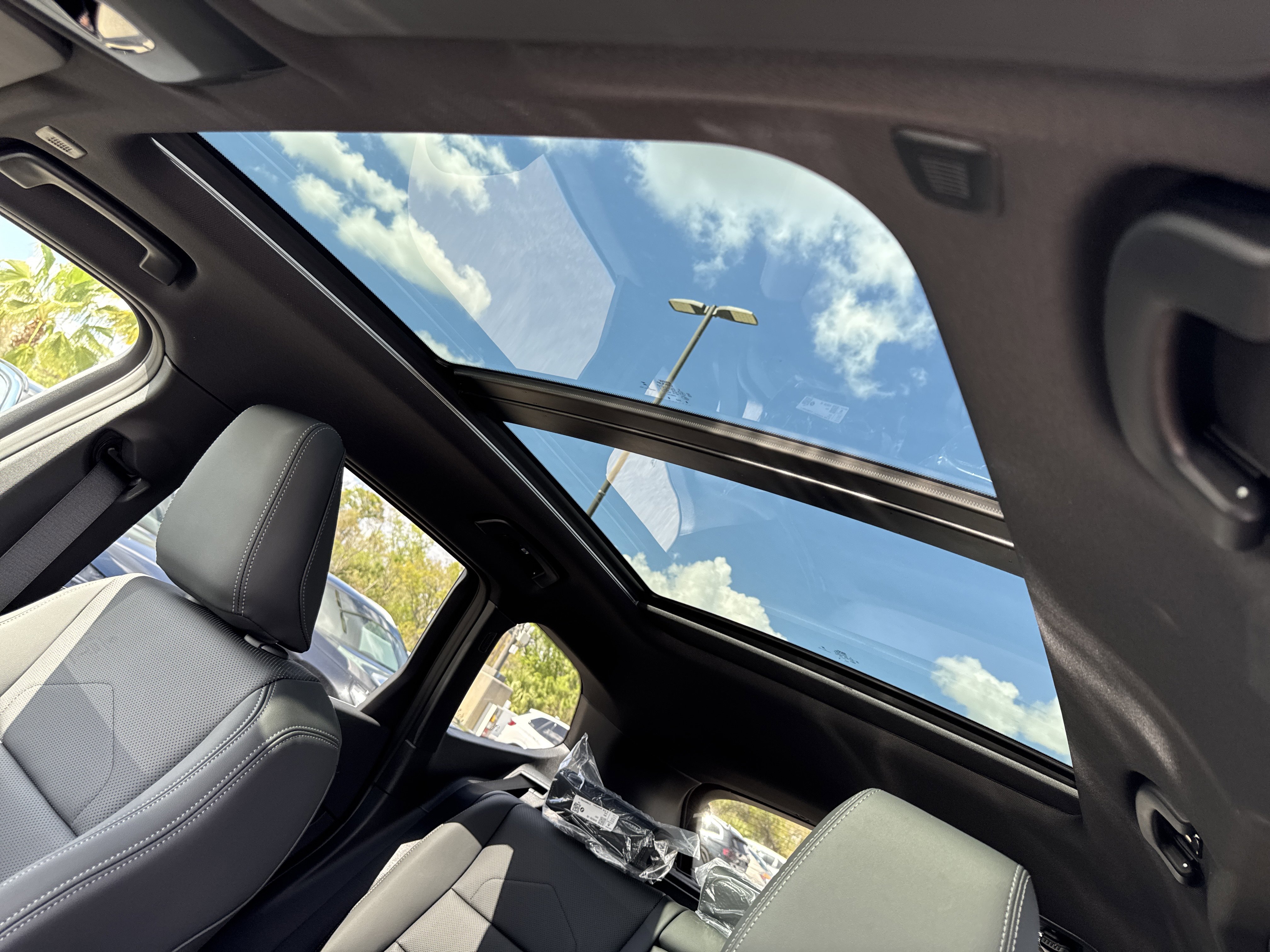 New 2026 BMW X1 xDrive28i w/ Technology Package image 22