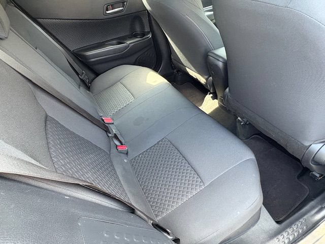 Used 2021 Toyota C-HR LE FWD image 21
