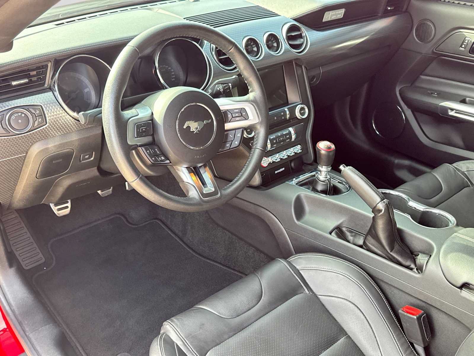 Used 2016 Ford Mustang GT Premium w/ GT Performance Package RWD image 2