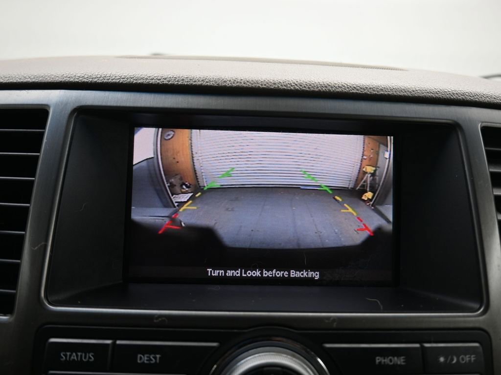 Used 2011 Nissan Armada Platinum w/ 2nd Row Captain Seat Pkg image 17