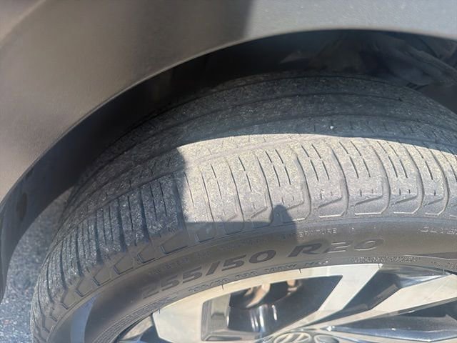 Used 2021 Volkswagen Atlas SEL Premium image 3