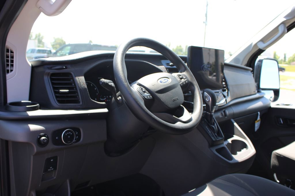 Used 2025 Ford Transit 350 XLT RWD image 21