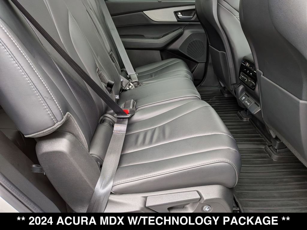 Used 2024 Acura MDX SH-AWD w/ Technology Package image 29