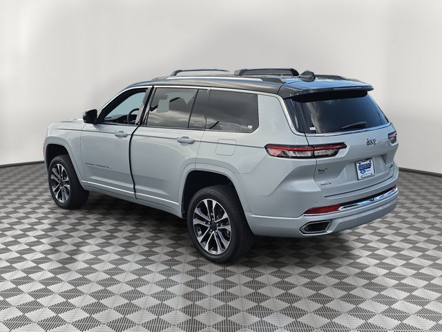 Used 2024 Jeep Grand Cherokee L Overland w/ Trailer Tow Package AWD/4WD image 4