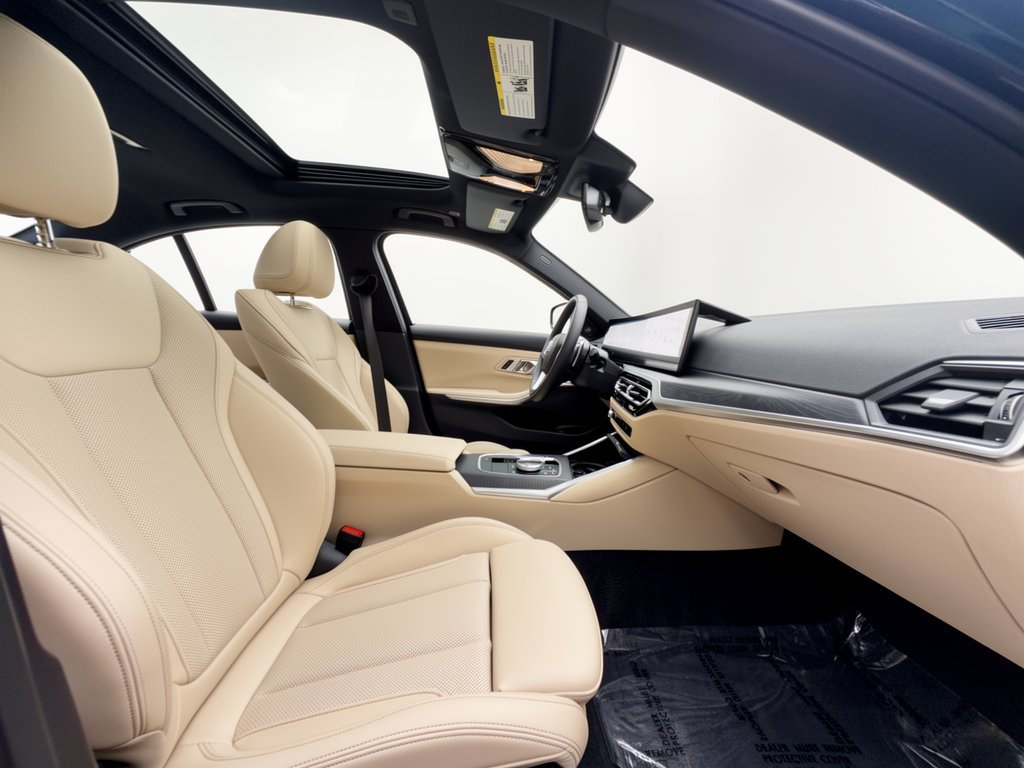 Certified 2023 BMW 330i xDrive Sedan w/ Premium Package AWD/4WD image 29