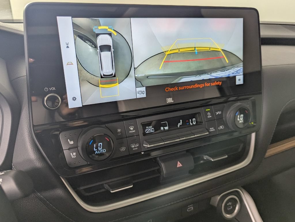 Used 2025 Toyota Grand Highlander AWD Hybrid image 24