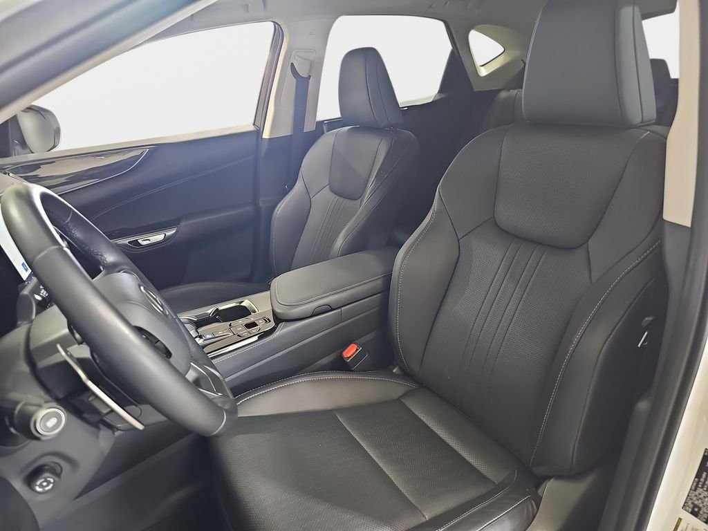 Used 2025 Lexus NX 350h AWD w/ Accessory Package (2T) image 18