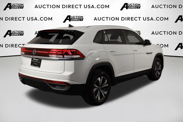 Used 2025 Volkswagen Atlas Cross Sport SE FWD image 37