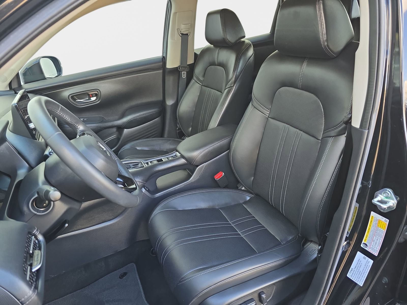Used 2024 Honda HR-V EX-L image 17