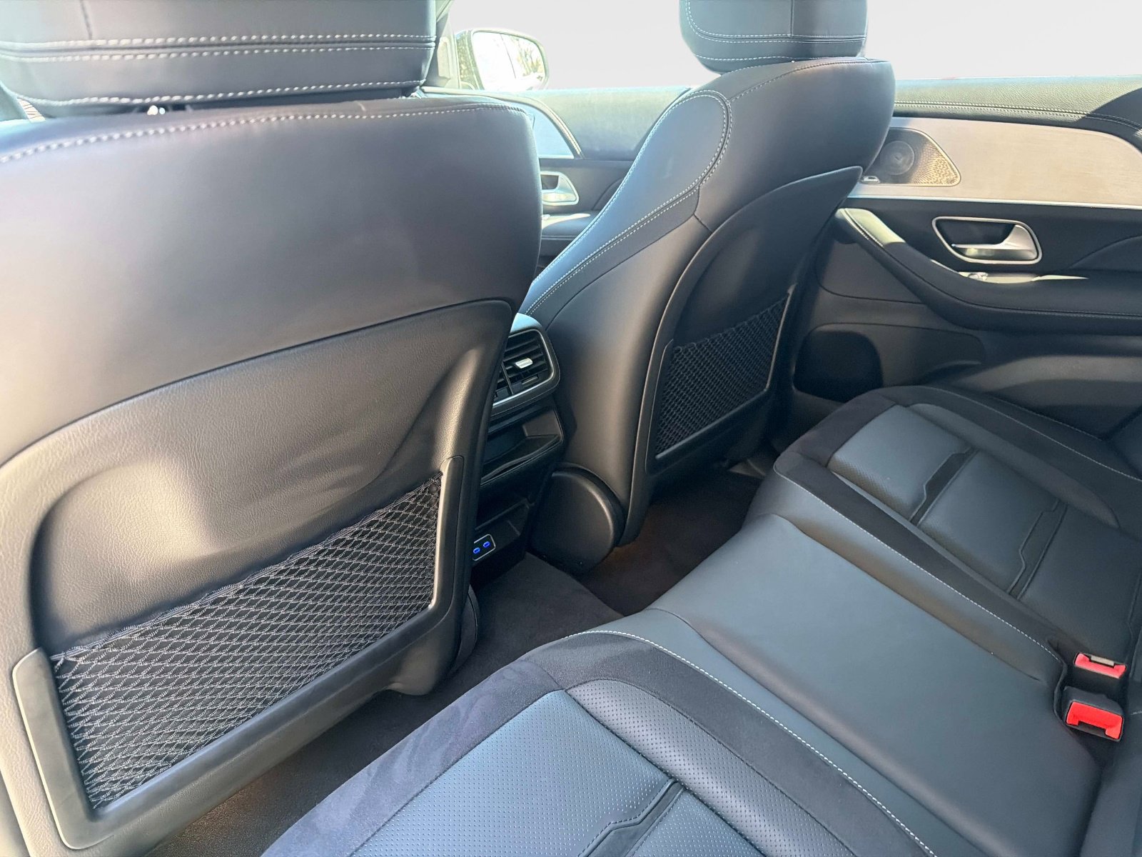 Used 2025 Mercedes-Benz GLE 53 AMG 4MATIC Coupe image 37