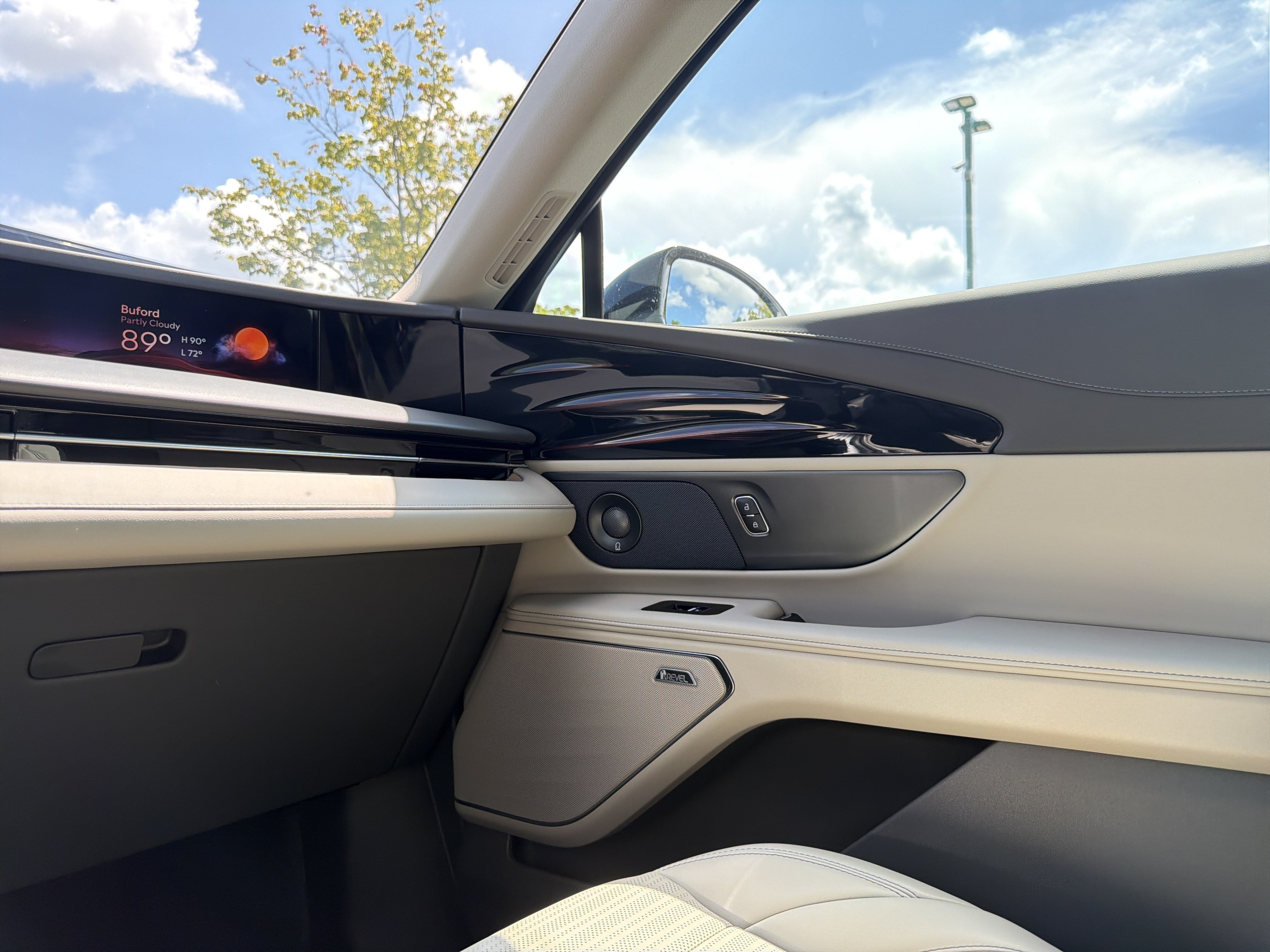 Used 2025 Lincoln Nautilus Reserve AWD/4WD image 51