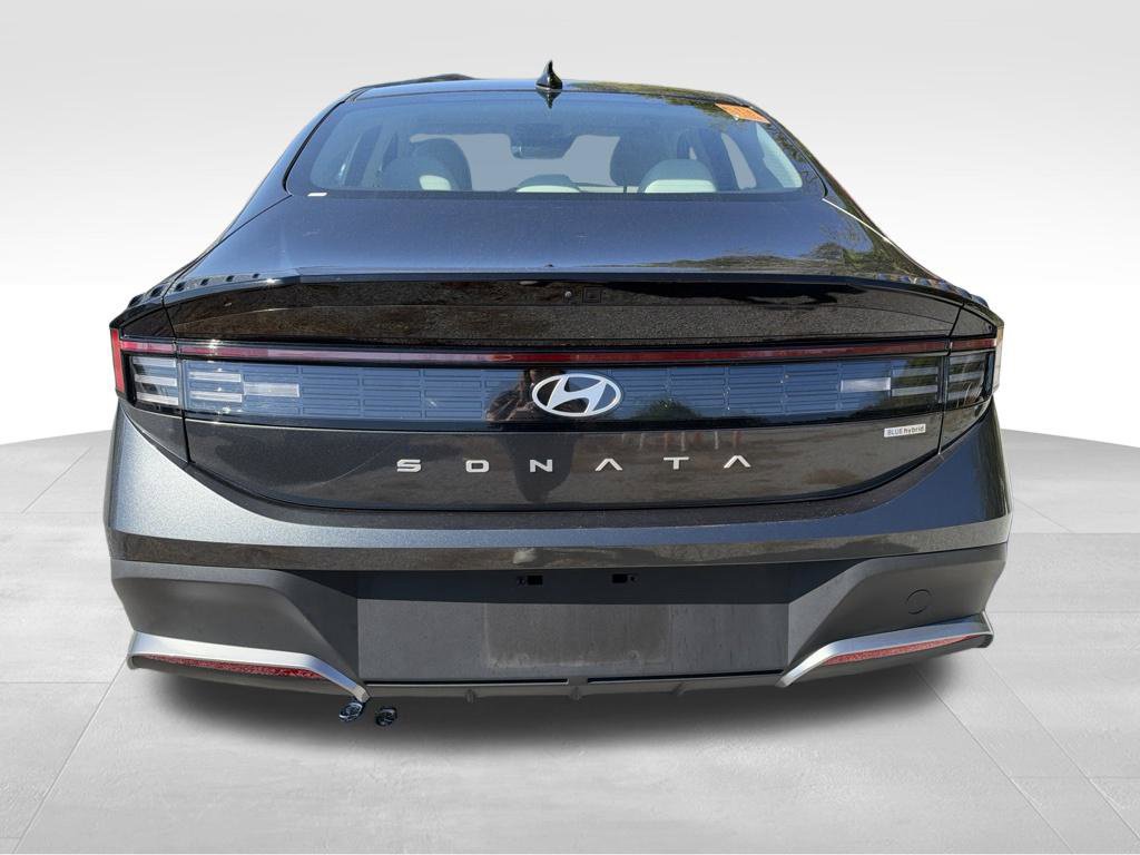 Used 2026 Hyundai Sonata Blue FWD image 8