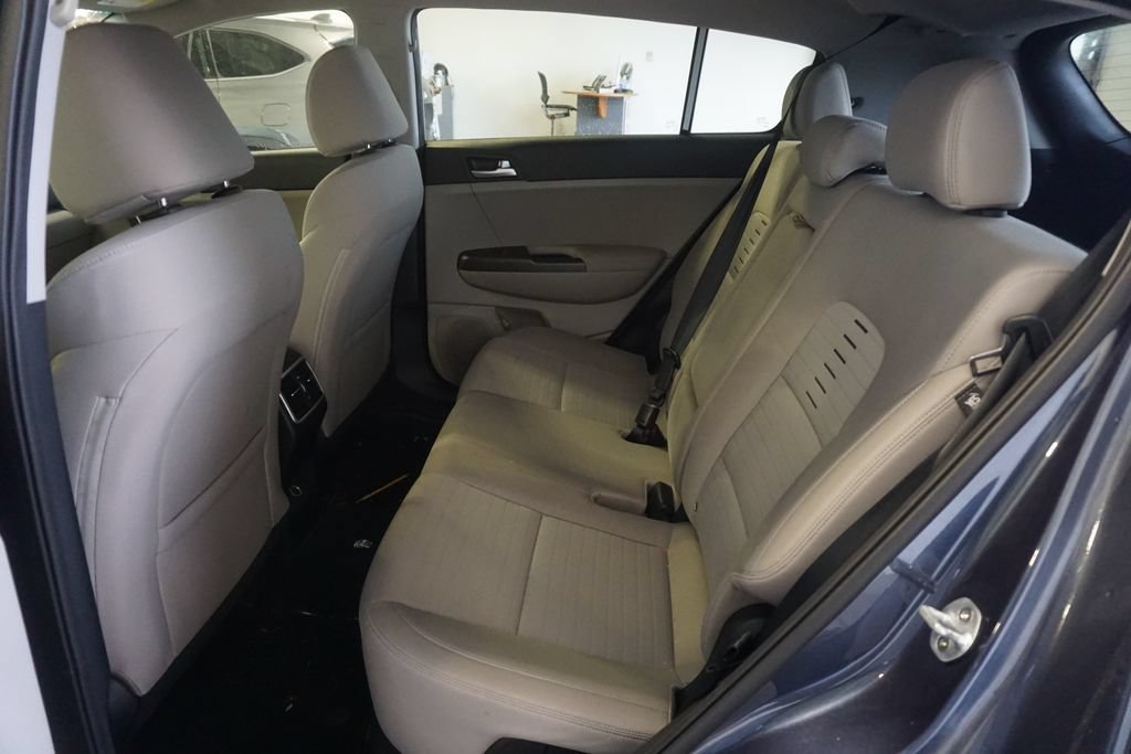 Used 2020 Kia Sportage LX w/ LX Popular Package AWD/4WD image 17