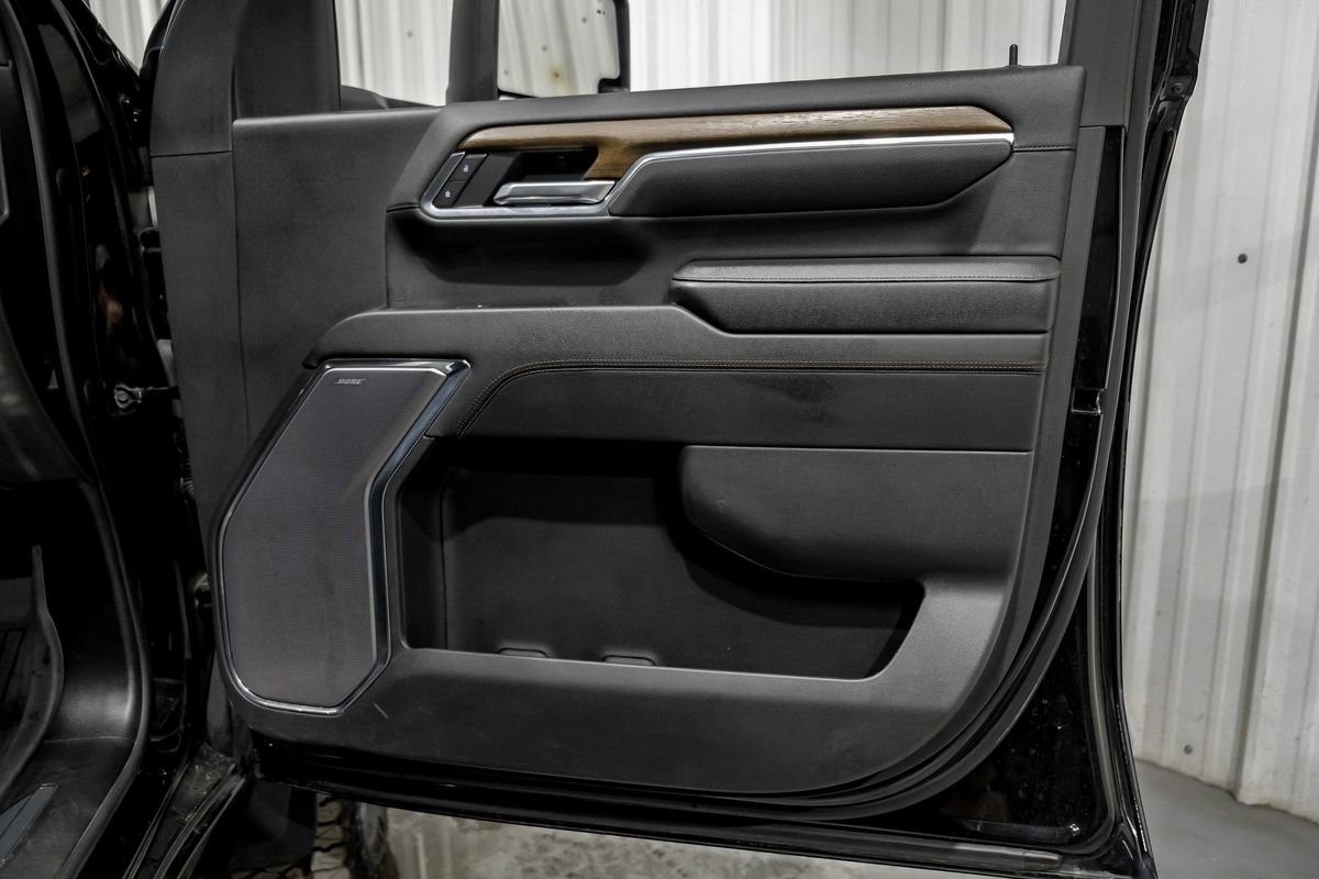 Used 2024 Chevrolet Silverado 2500 High Country w/ High Country Premium Package image 45