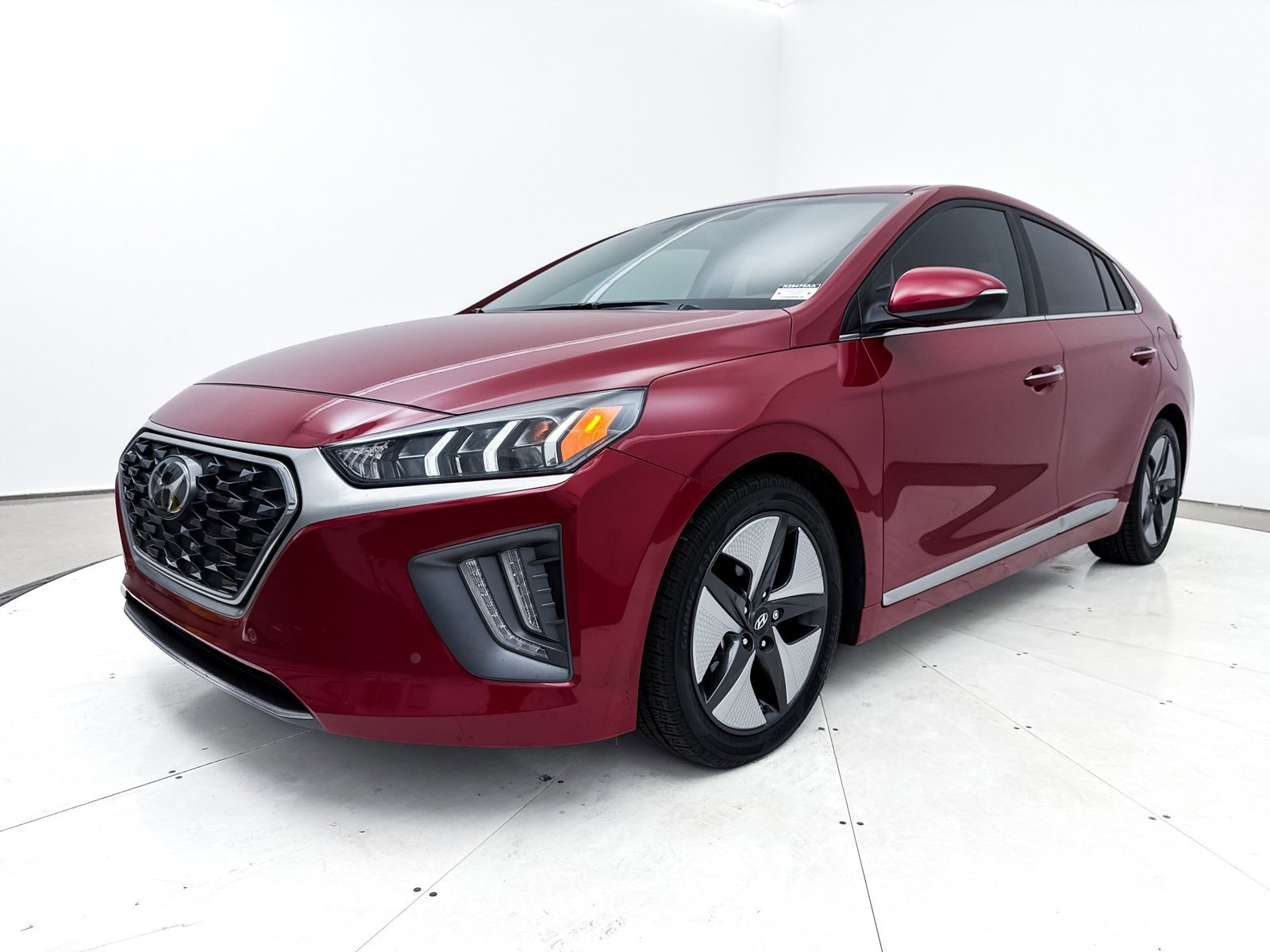 Used 2021 Hyundai Ioniq Limited image 15