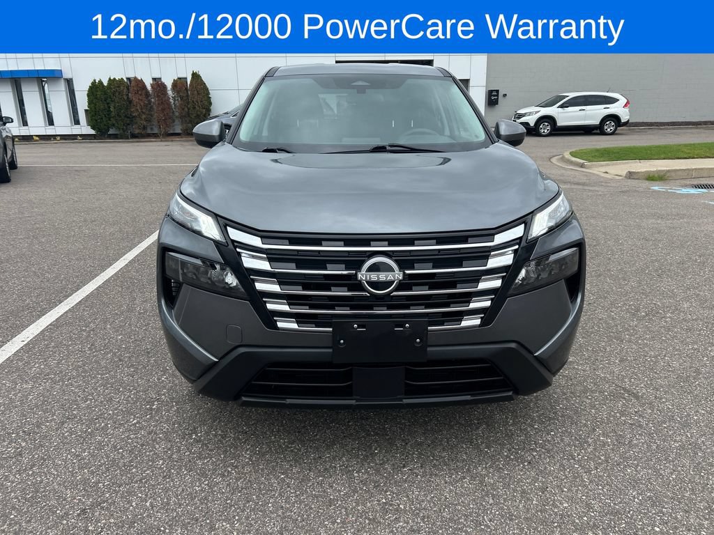Used 2024 Nissan Rogue SV FWD image 3