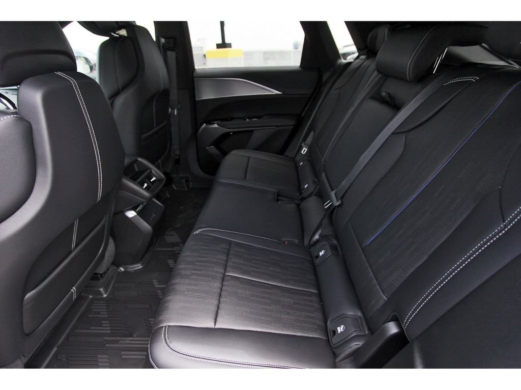 New 2027 Cadillac Lyriq Sport AWD/4WD image 7