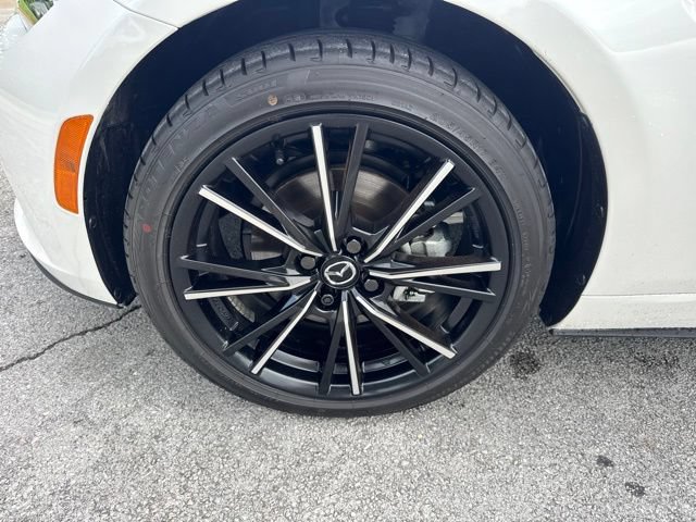 Used 2026 MAZDA MX-5 Miata RF Grand Touring RWD image 15