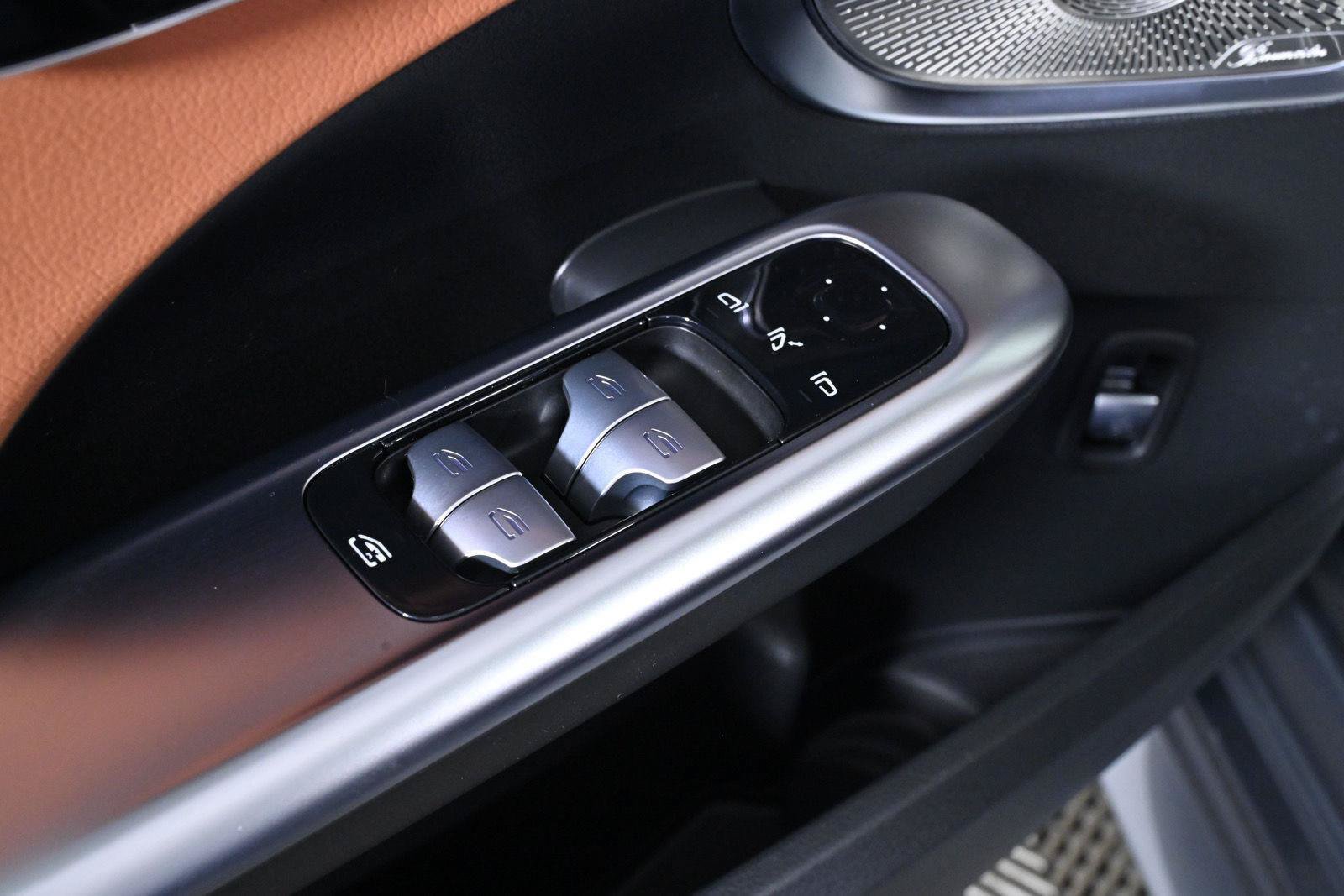 Used 2024 Mercedes-Benz C 300 4MATIC Sedan image 21