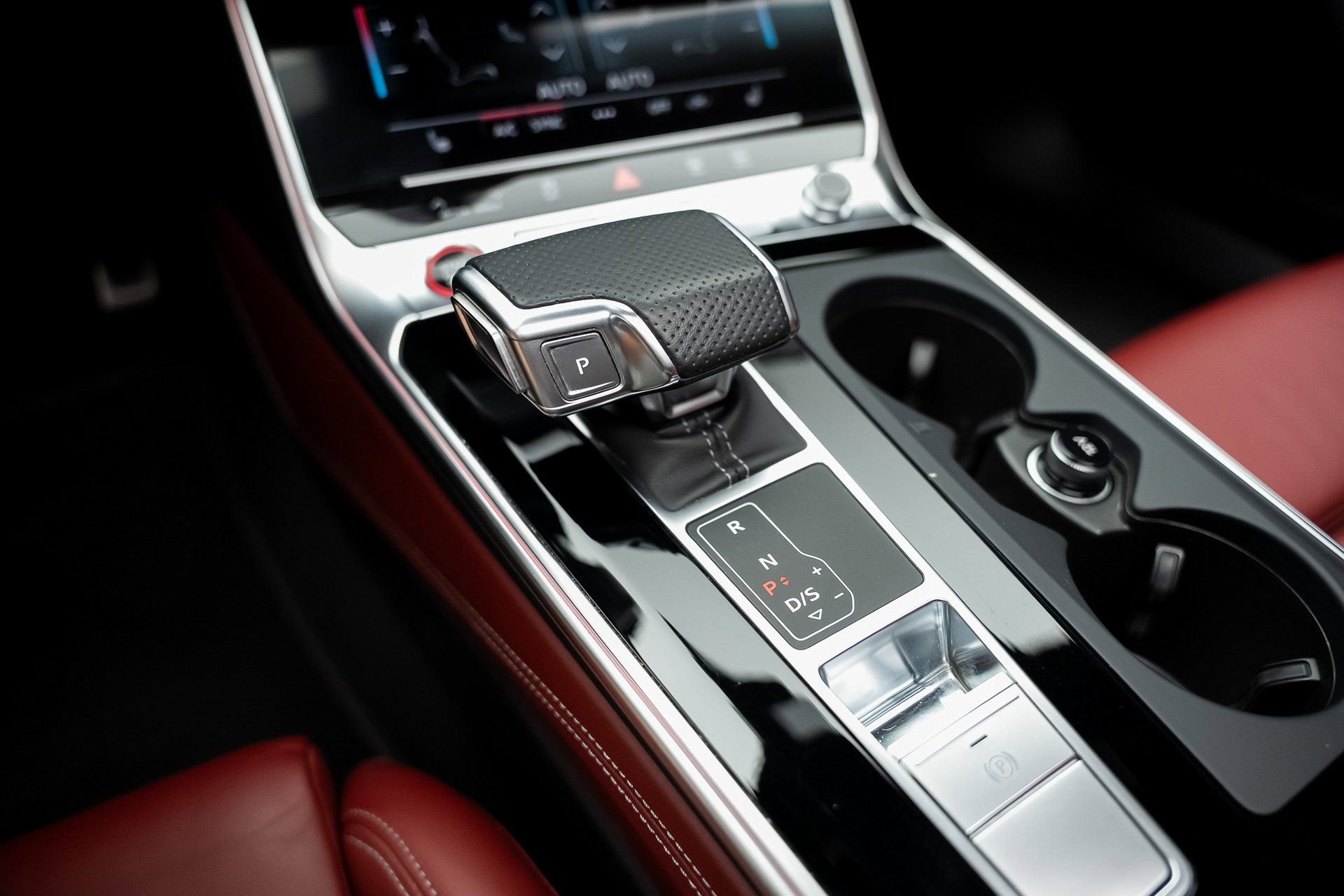 Used 2023 Audi S6 Premium Plus w/ Premium Plus Package image 52