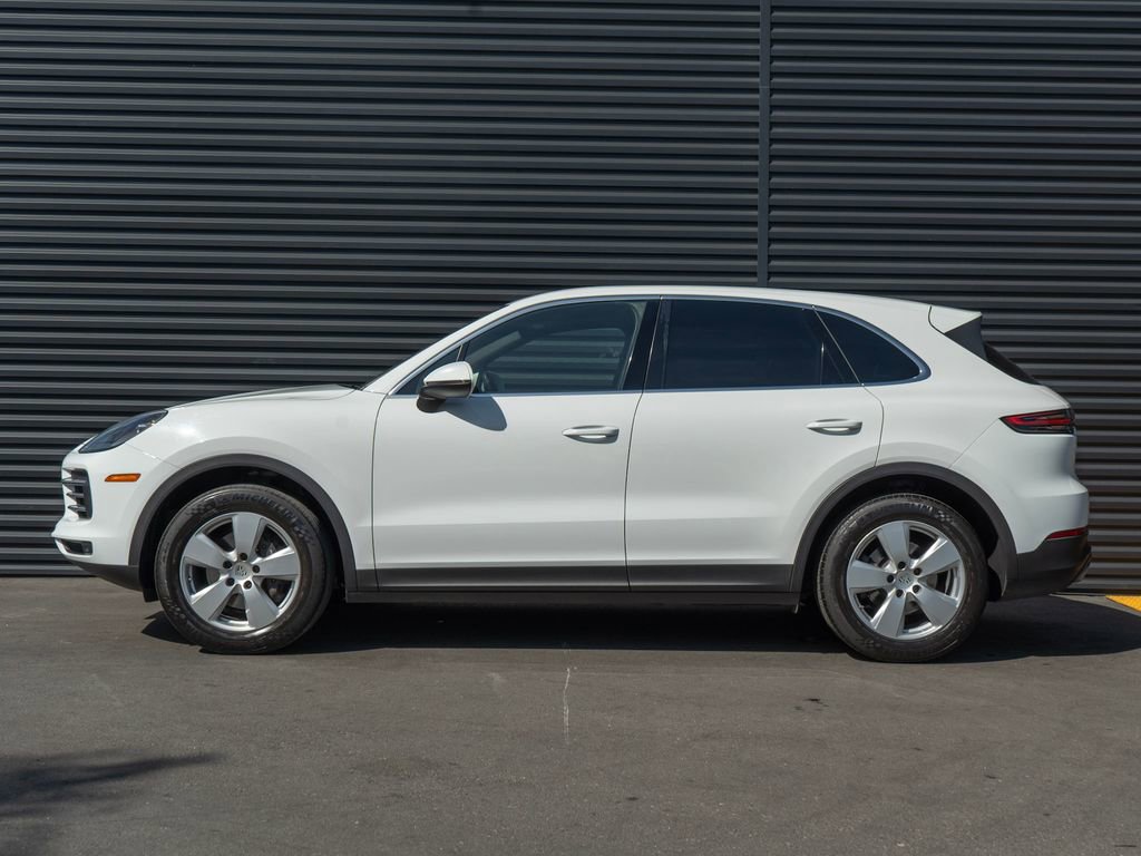 Used 2020 Porsche Cayenne AWD/4WD image 2