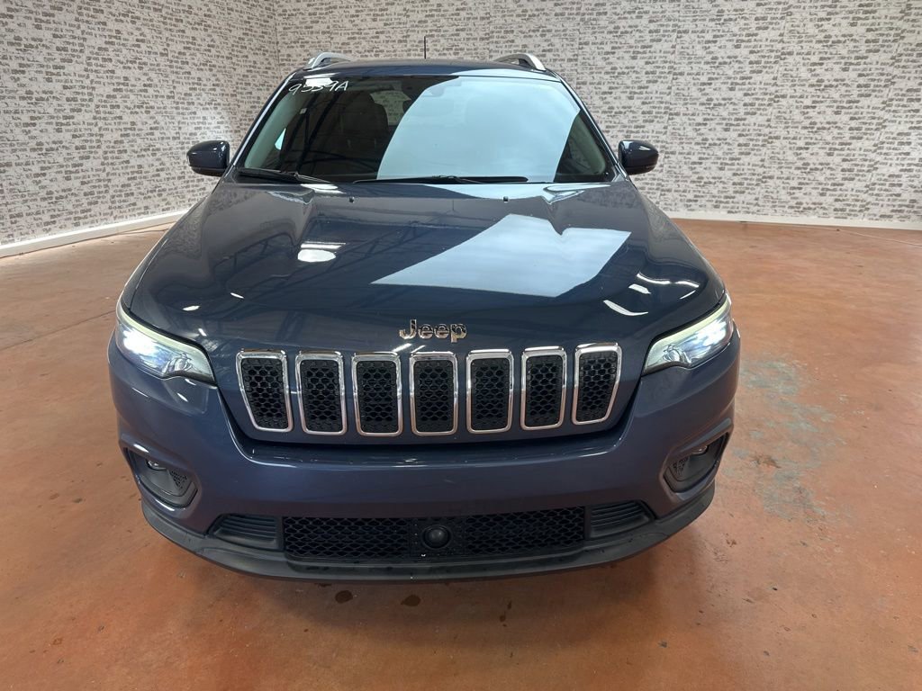 Used 2021 Jeep Cherokee Latitude Plus image 2