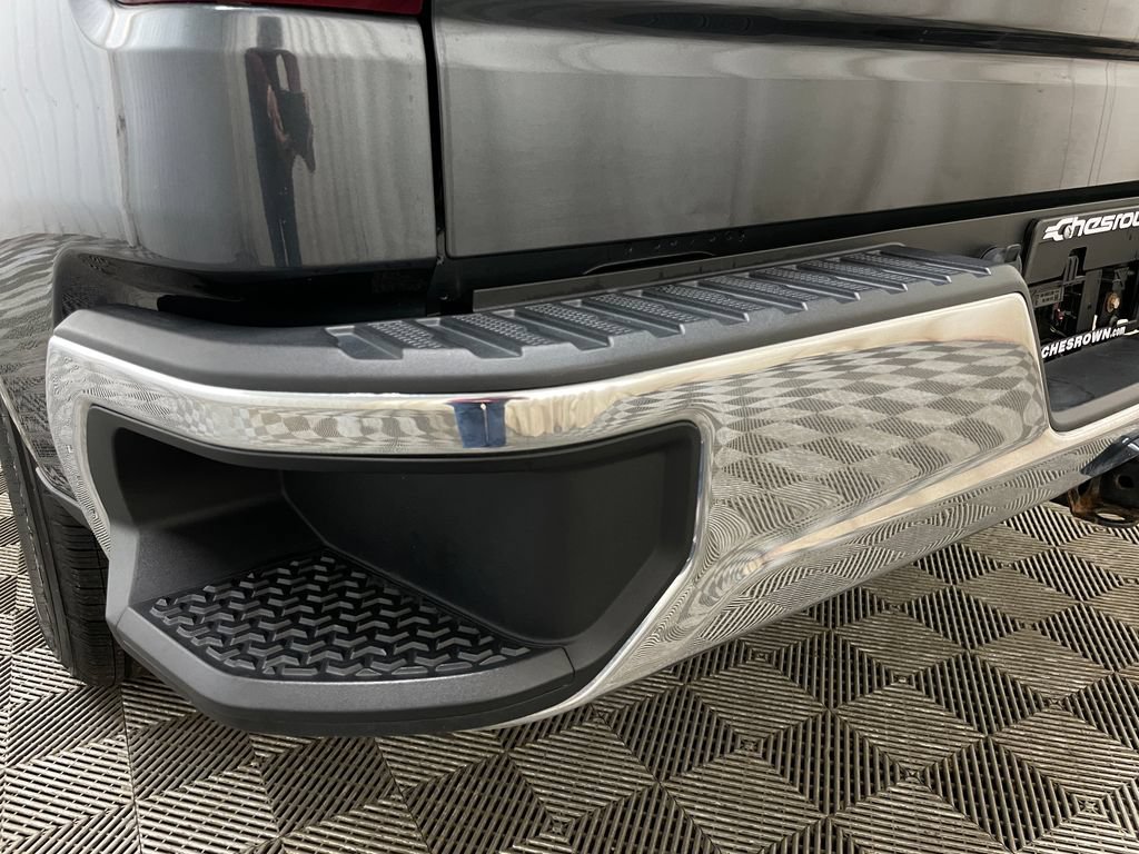 Used 2019 Chevrolet Silverado 1500 LT w/ All-Star Edition AWD/4WD image 42