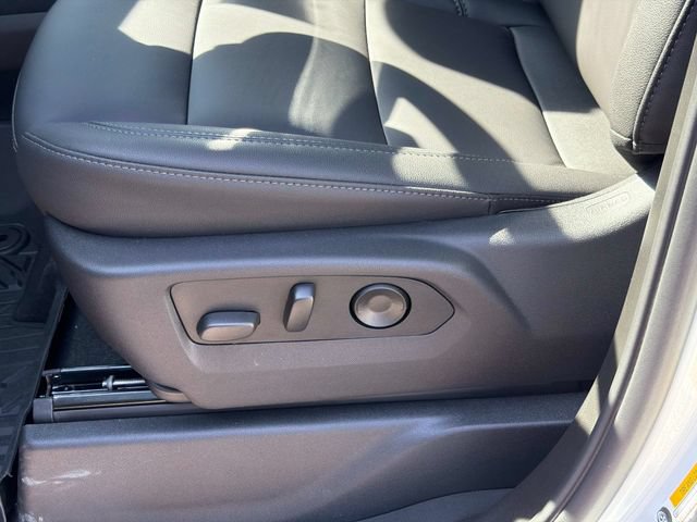 New 2026 Chevrolet Silverado 1500 RST w/ RST All Star Premium Package AWD/4WD image 21