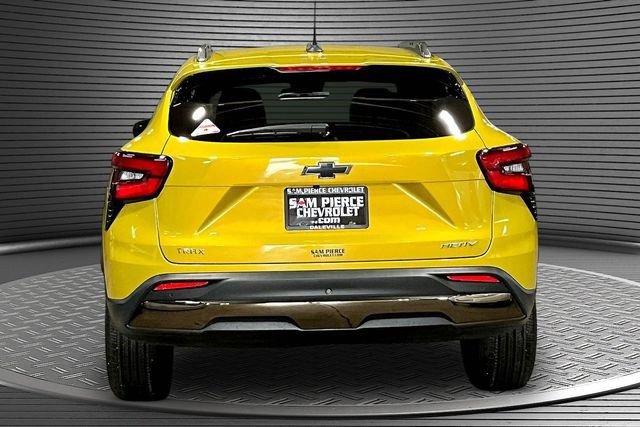 Certified 2024 Chevrolet Trax ACTIV w/ Sunroof Package FWD image 12