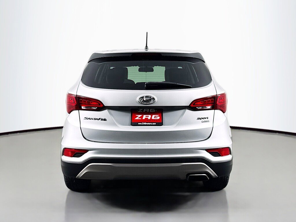 Used 2018 Hyundai Santa Fe Sport AWD/4WD image 4
