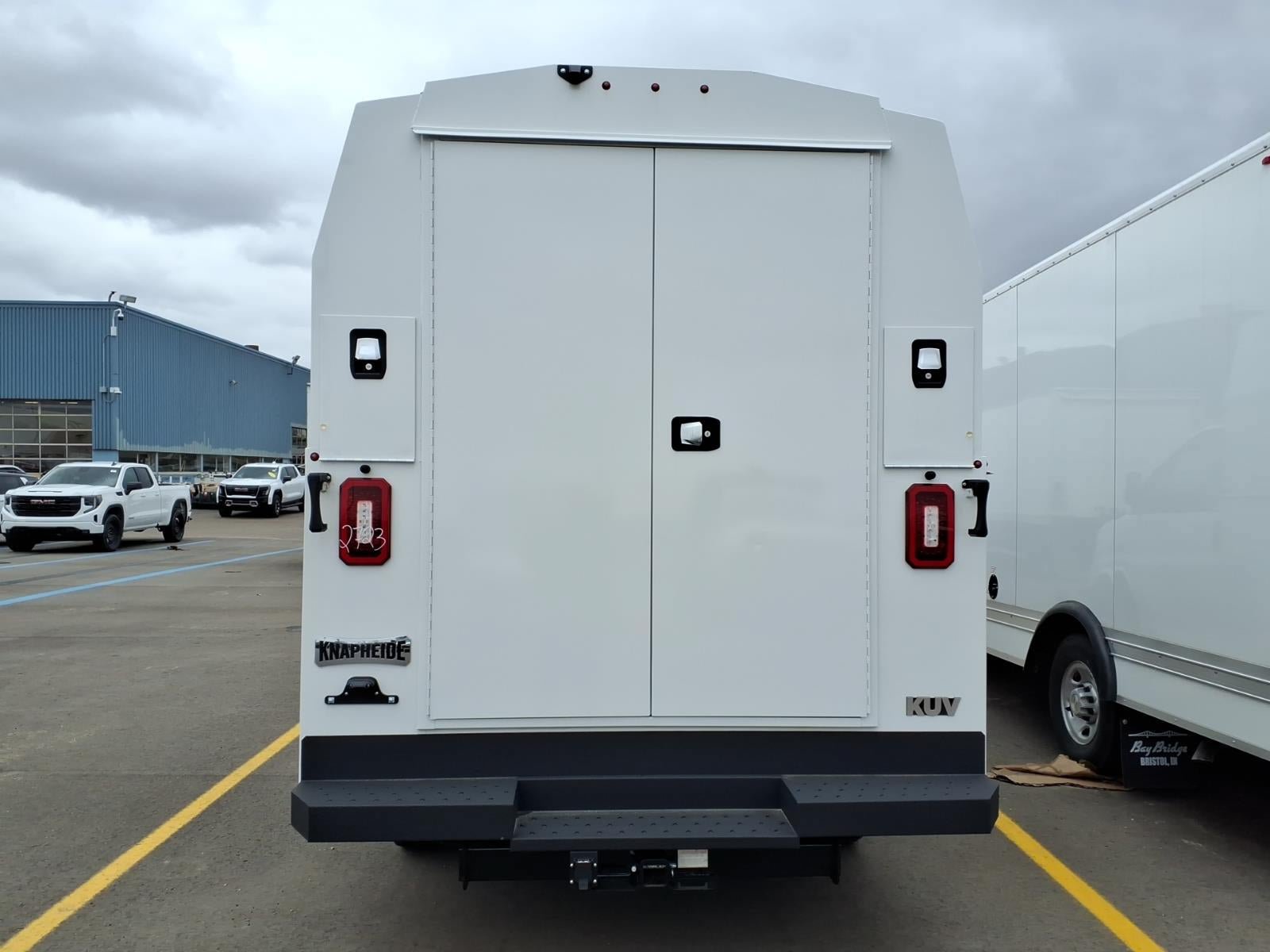New 2024 Chevrolet Express 3500 w/ Power Convenience Package RWD image 5
