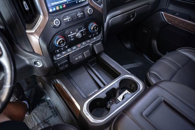 Used 2019 Chevrolet Silverado 1500 High Country image 23