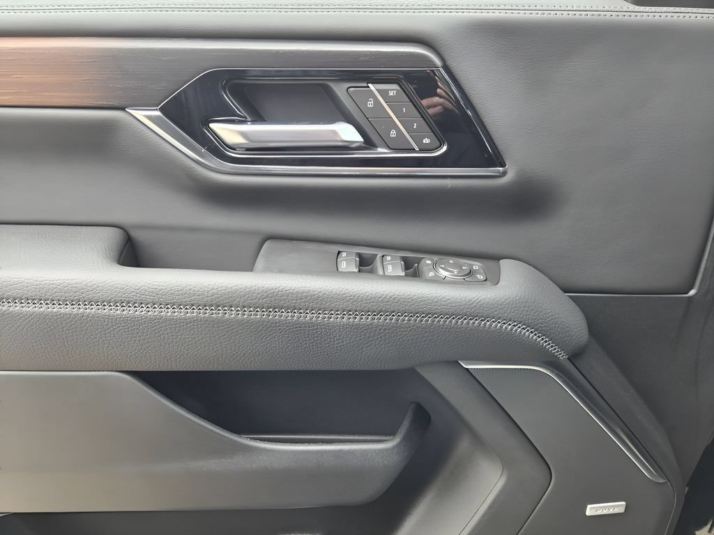 New 2026 GMC Yukon Denali w/ Advanced Technology Package AWD/4WD image 15