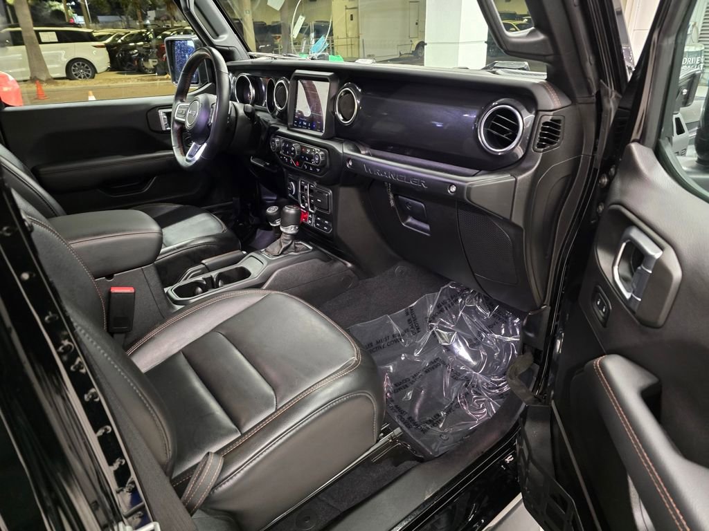 Used 2023 Jeep Wrangler Rubicon 392 image 36
