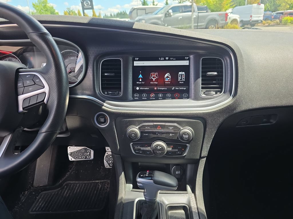Used 2018 Dodge Charger R/T w/ Plus Group RWD image 26